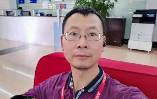深圳市思顿传感技术有限公司总经理刘磊给大家拜个早年